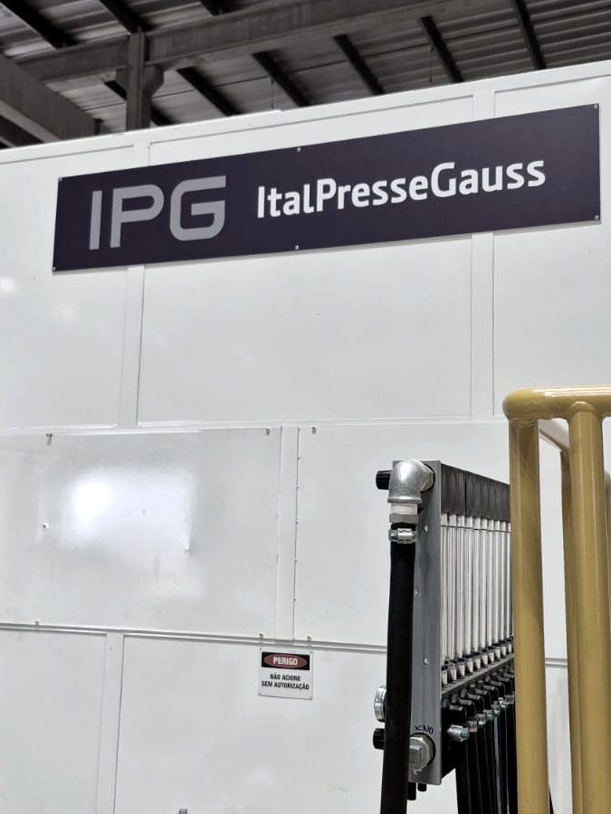 Célula de injeção ItalPresseGauss comissionada pela Injet